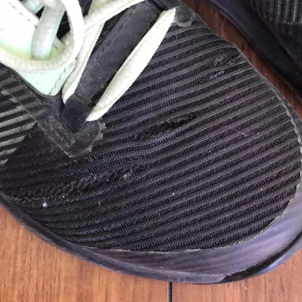 Adidas Bounce Tennis Shoes - Picture 4 of 7